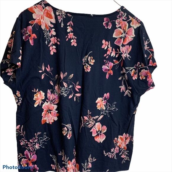 J. Jill Soft V-Neck Floral Easy Tee - Picture 3 of 8